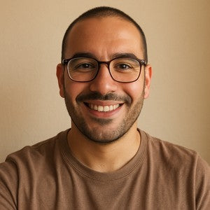 Álvaro J.