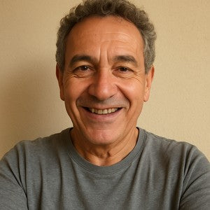 Adrián K.