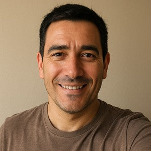 Rubén T.